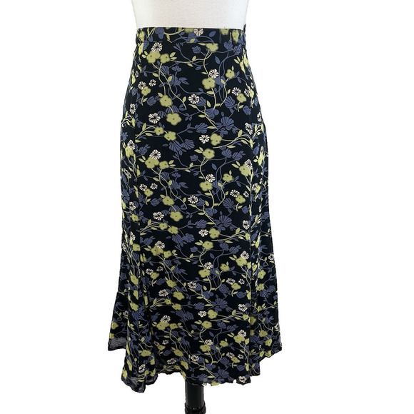 JM Collection Skirt size 10 Petite Black Purple Green Floral Midi A Line Modest - Picture 1 of 11